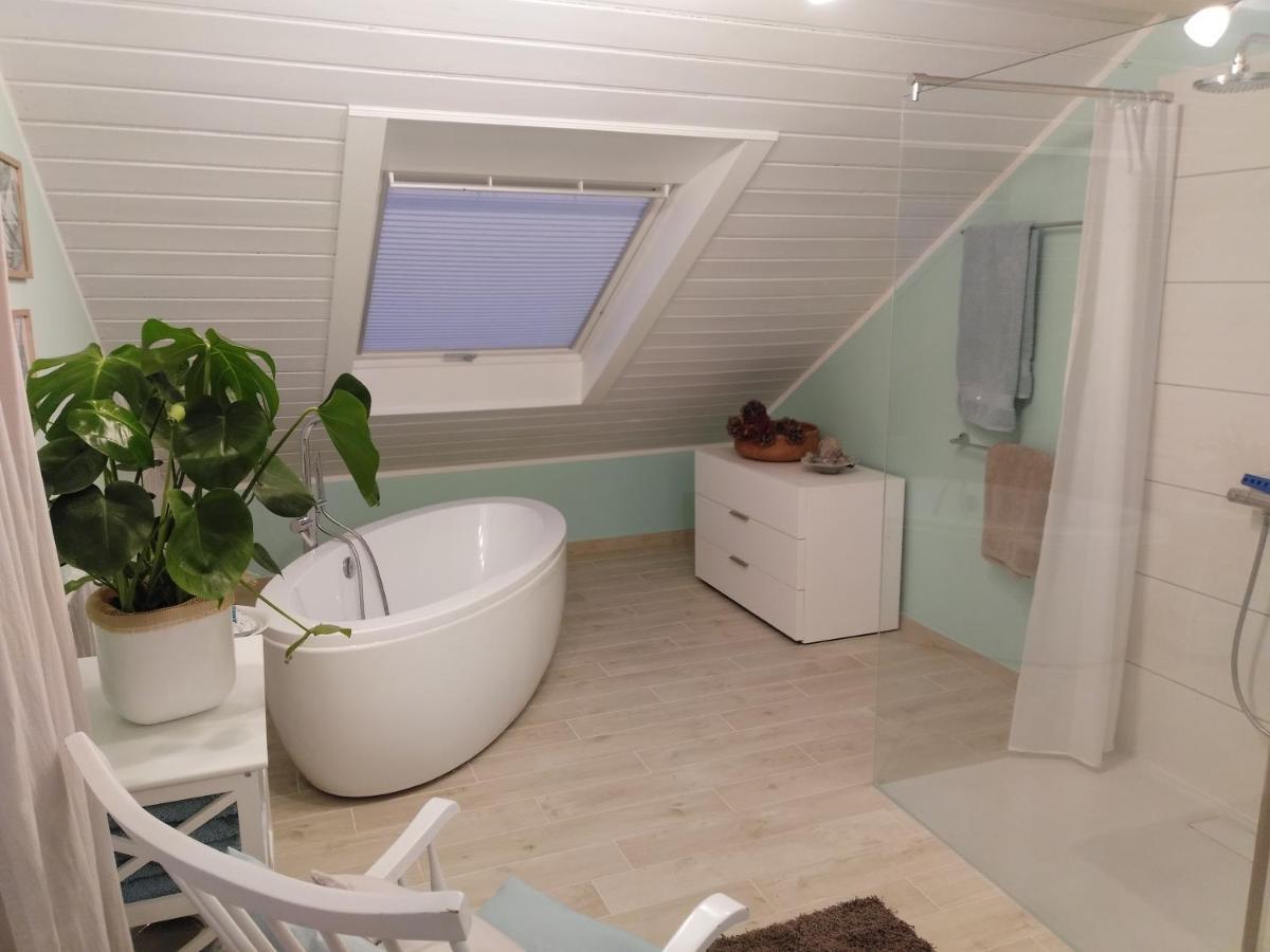 Ferienwohnung by VOLLMER´s komfortabel und chic Offenburg Exterior foto